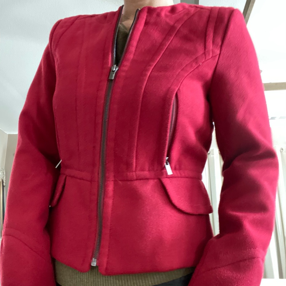 Express red jacket - Picture 3 of 3